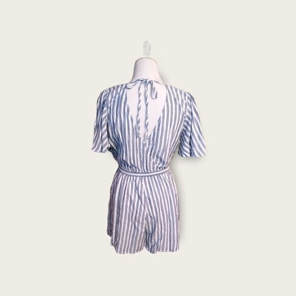 NWT Francesca's Jacklynn romper - Picture 3 of 9